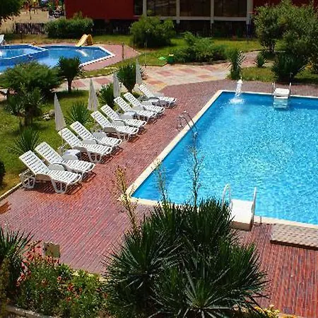 Amfibia Complex 3* Sluneční pobřeží