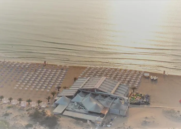 Amfibia Complex Ξενοδοχείο 3*