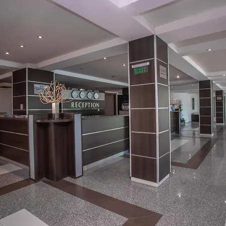 Hotel Amfibia Complex 3*