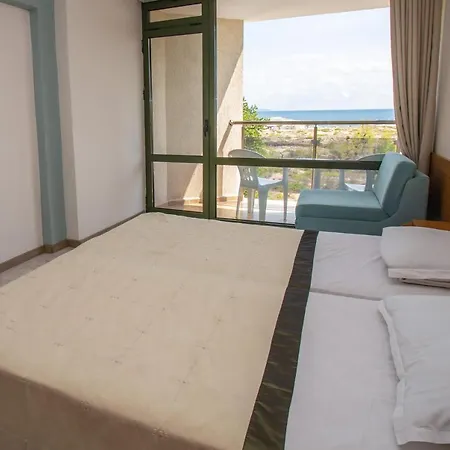 Amfibia Complex Hotel